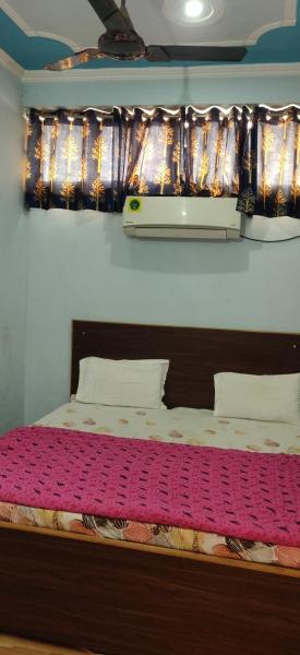 Hotel pushp niwas